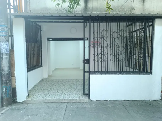 Arriendo Local Lares De Comfenalco (entrada De Floralia)