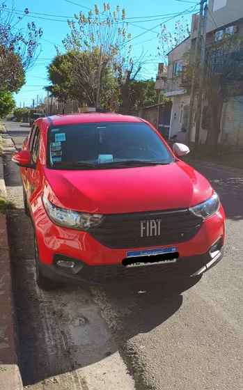 Fiat Strada 1.4 8v Freedom Cd