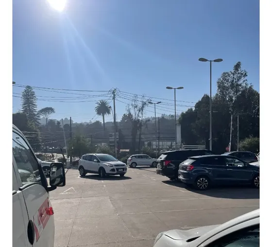 Reñaca Strip Center 