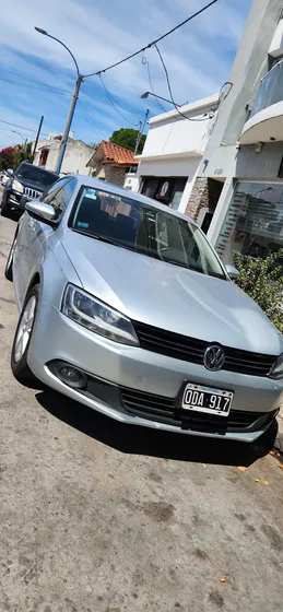 Volkswagen Vento 2.5 Advance Plus 170cv