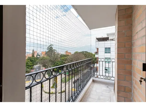 Apartamento En Venta La Floresta 