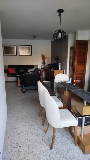 Venta Apartamento  Av Perimetral San Antonio De Los Altos. Yy