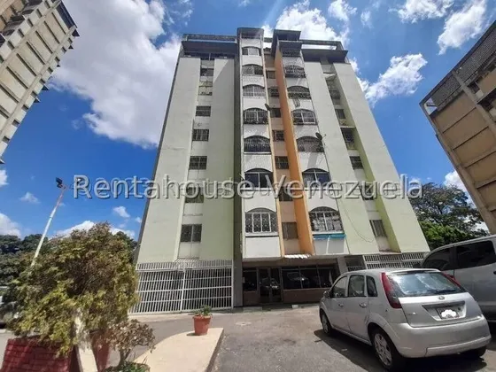 Vendo Apartamento Grande Valle Abajo 25-7383