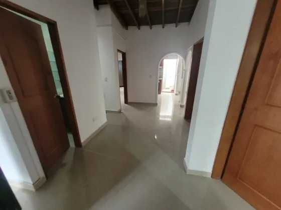  Casa En Arriendo Ubicada En Medellín Sector Las Acacias  (26966).