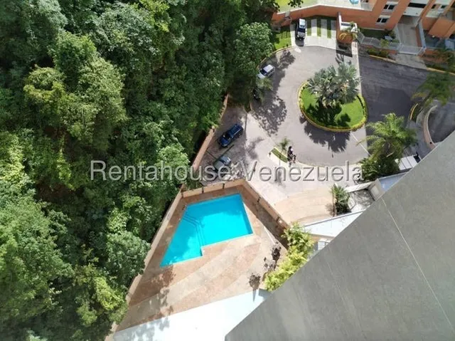 Rz Vende Vive Con Paz Y La Comodidad De Tener Centros Comerciales Cerca. ¡tu Apartamento Ideal! 25-22782 May3