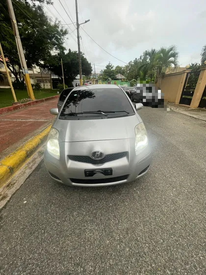 Toyota Vitz 2011 De 4 Cilindros