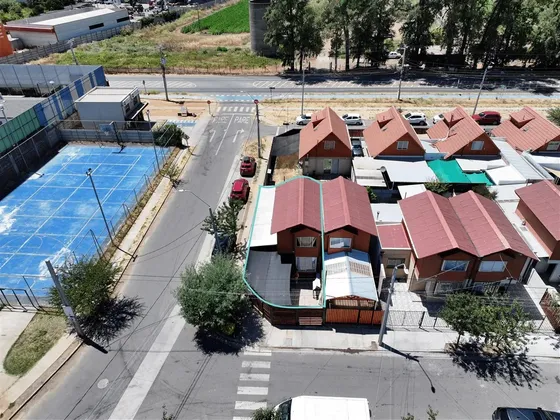 Casa En Venta De 3 Dorm. En Talca