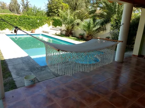Casa En Venta 3 Dormitorios En Bº Costa Azul - Villa Carlos Paz - Córdoba