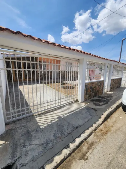 Casa En Venta - Ciudad Alianza 4ta Etapa - 319 M² - Onbg