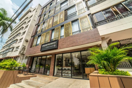 Edificio En Venta En Centenario. Cod V11480