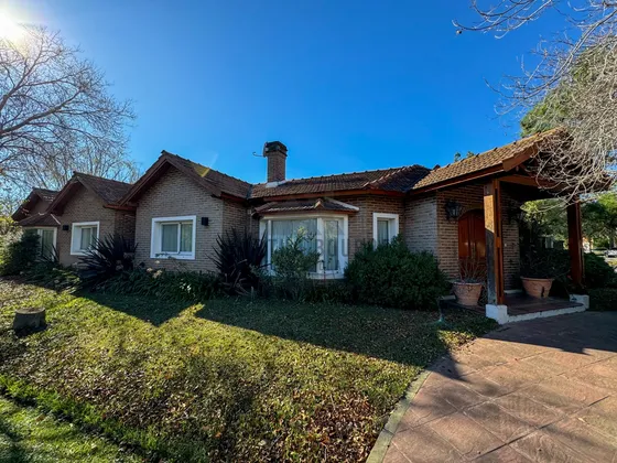 Casa  En Venta En La Masia, Pilar, G.b.a. Zona Norte
