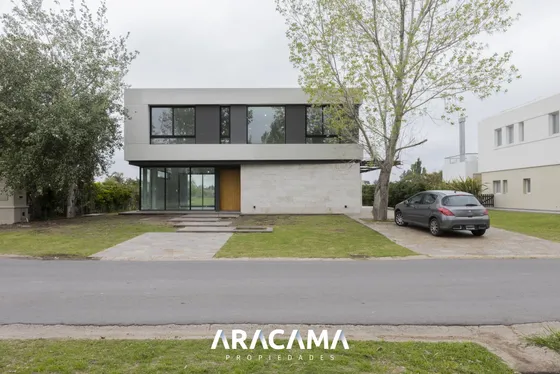 Casa En Venta En San Eliseo - Canning