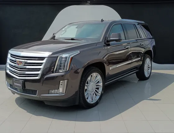 Cadillac Escalade 6.2 Plinum 4x4 At