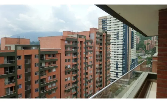 Apartamento En Arriendo Parque Central Del Rio 