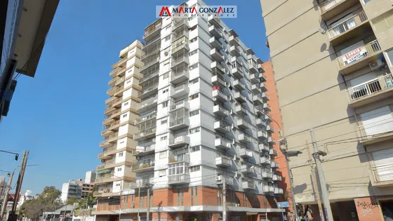 Venta. 3 Ambientes Con Cochera. Ramos Mejia