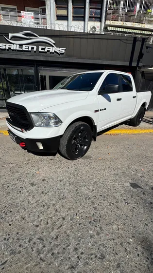 Ram 1500 5.7 Laramie Atx V8