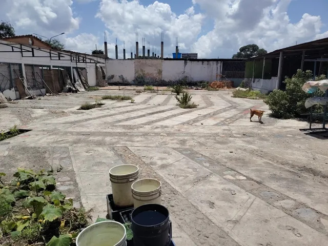 Terreno Comercial En La Av Venezuela. 977m2, Bqto. Emss 