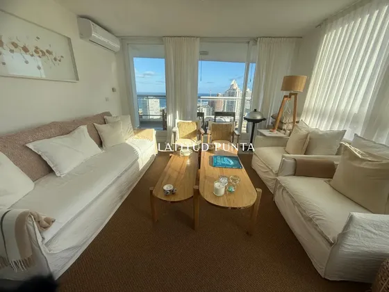 Apartamento 2 Dormitorios. Roosevelt
