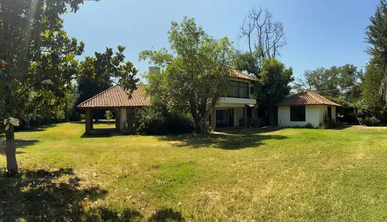 Gran Parcela Casa 626 M2, Agua, Riego, Luz, Quincho, Piscina