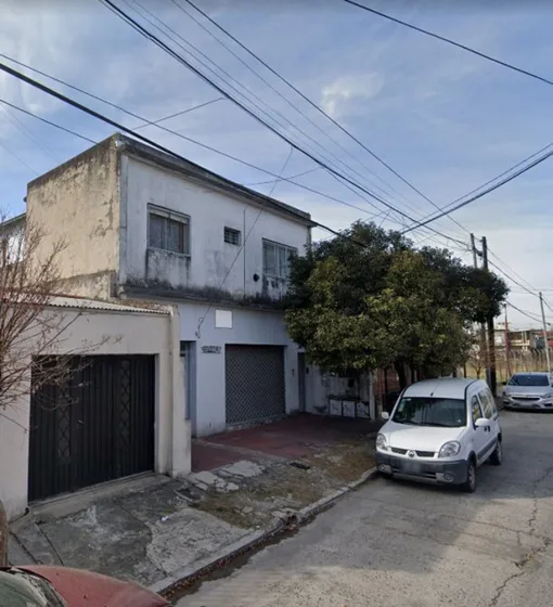 Departamento En Alquiler A Metros Del Coto De Temperley!!! Huergo 740 Depto 02 