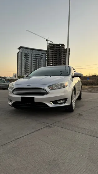 Ford Focus 2.0 Titanium At