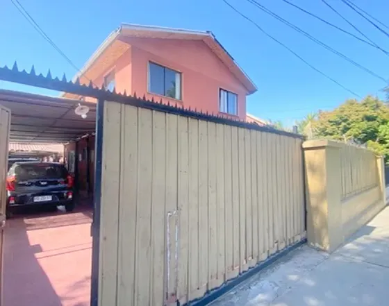 Casa En Venta En La Reina