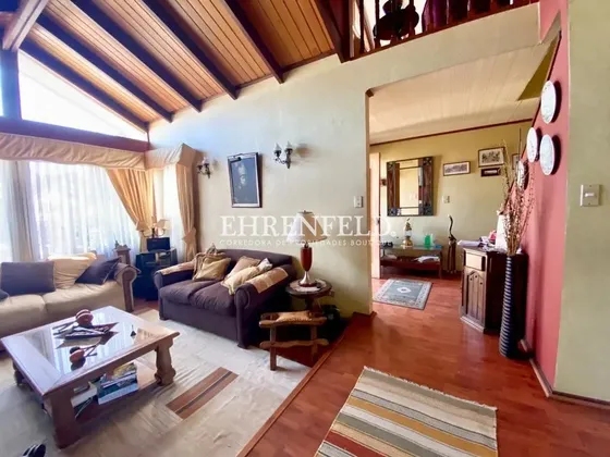 Jardín Del Mar, Viña Del Mar. Acogedora Casa De 130 M2.