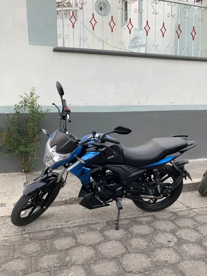 125 Z Color Negro Con Azul