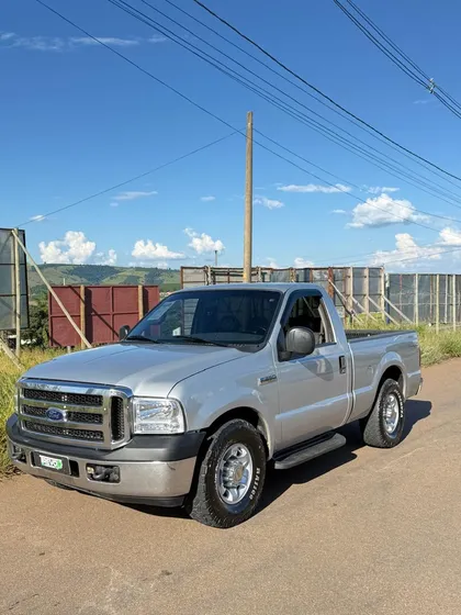 Ford F-250 4.2 Td Xlt 2p