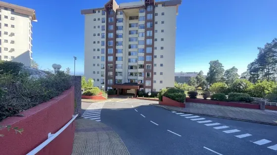 Acogedor Departamento En Edificio Atalaya