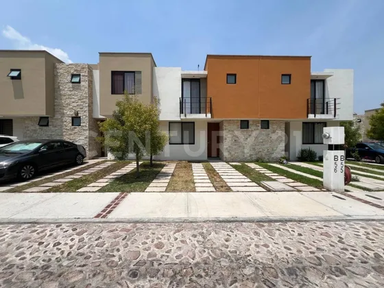 Venta De Casa En Pirámides