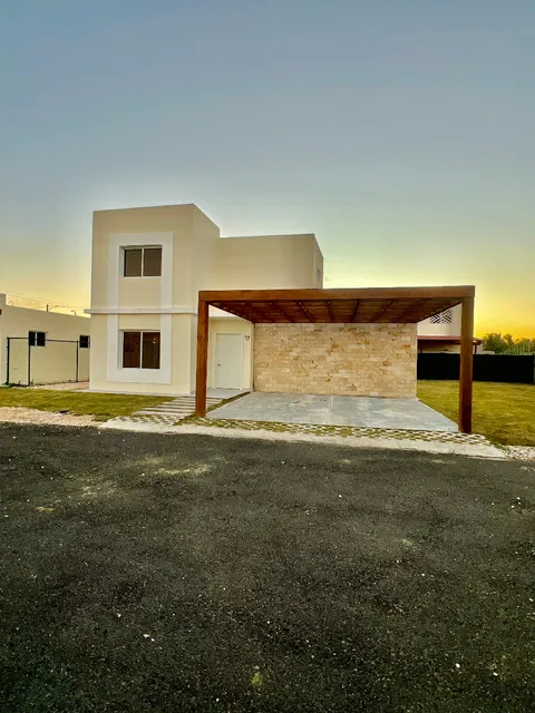 Se Renta Casa De 2 Niveles En Ciudad Del Sol, Bávaro, Punta Cana, República Dominicana (3061) En 1100 Usd