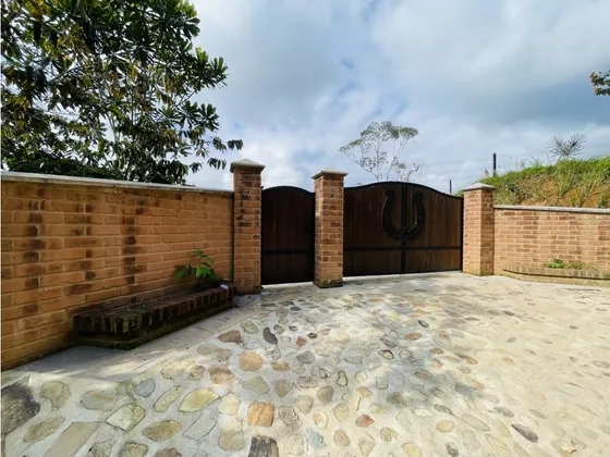 Se Vende Finca Productora En San Roque, Antioquia 