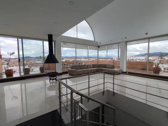 Apartamento En Arriendo/venta En Santa Barbara Oriental-usaquén. Cod A1614394