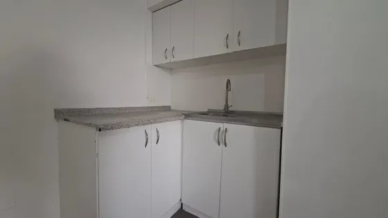 Se Arrienda Depto De 3 Habitaciones Y Un Baño, La Cisterna