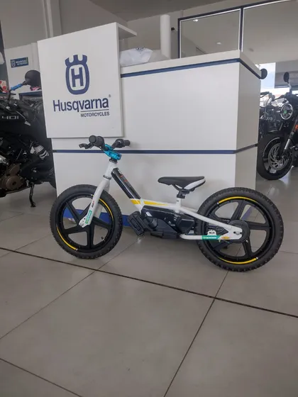 Husqvarna Stacyc Camicleta 16 Edrive