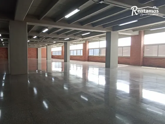 Local En Arriendo En Guayabal. Cod A775543