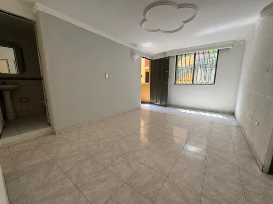 Amplio Apartamento Para Renta Alfrente De La 14 De Calima