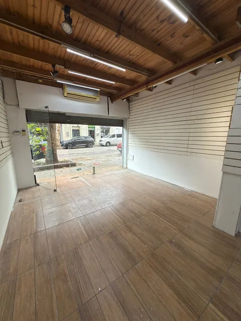 Local Comercial En Alquiler//150m2/barrio Reus