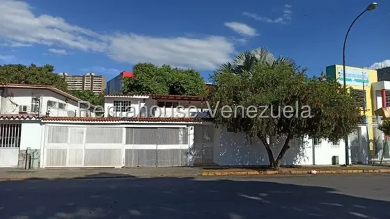 Casa En Venta,la Trinidad Mls #26-16920 Sc