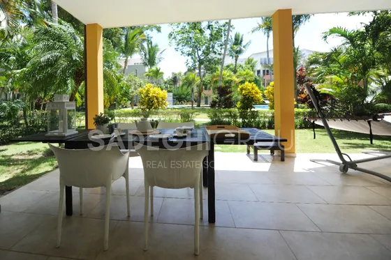 Encantador Apartamento De 2 Habitaciones Con Vistas A La Piscina | Infiniti Blu, Sosúa, República Dominicana