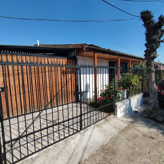 Casa En Venta En La Florida 3d+2b+ Est.