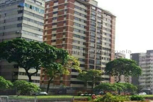 Jg Cod Flex 25-3200 Se Vende Espacioso Apartamento De 157 Mts A Precio De Oportunidad Y Ajgo Negociable
