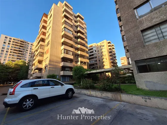 Departamento En Venta De 2 Dorm. En Ñuñoa