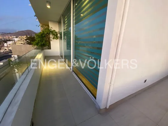 Moderna Casa En Jardines Del Sur Con 272 M2 Útiles