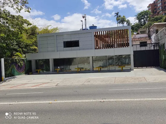 L.s Alquilo O Vendo  Casa Comercial, Ubicada En Chuao