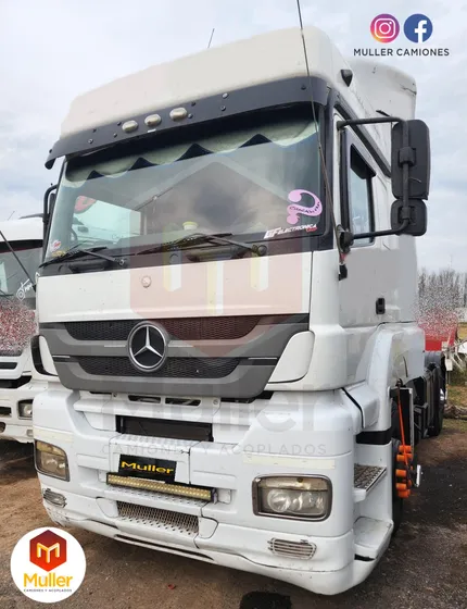 Mercedes Benz Axor 2035 S Modelo 2012