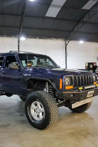 Jeep Cherokee 4.0 Sport
