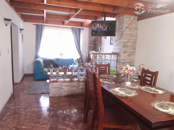 Venta De Casa 5 Dorm. 4 Baños En Viña Del Mar