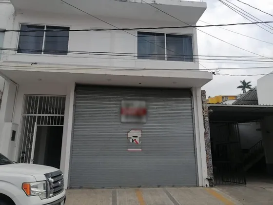 Renta Local Comercial Doble Altura Centro Tuxpan Veracruz